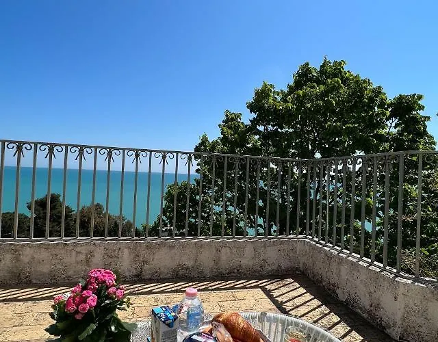 アパートホテル Diamante Costa Dei Trabocchi